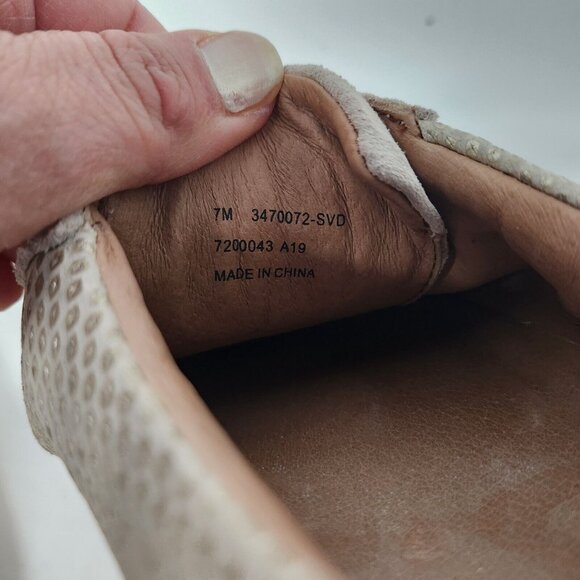 FRYE Womens Casual Sneakers Size 7 Taupe Suede Diamond Embossed Low Top Shoes - Picture 8 of 11